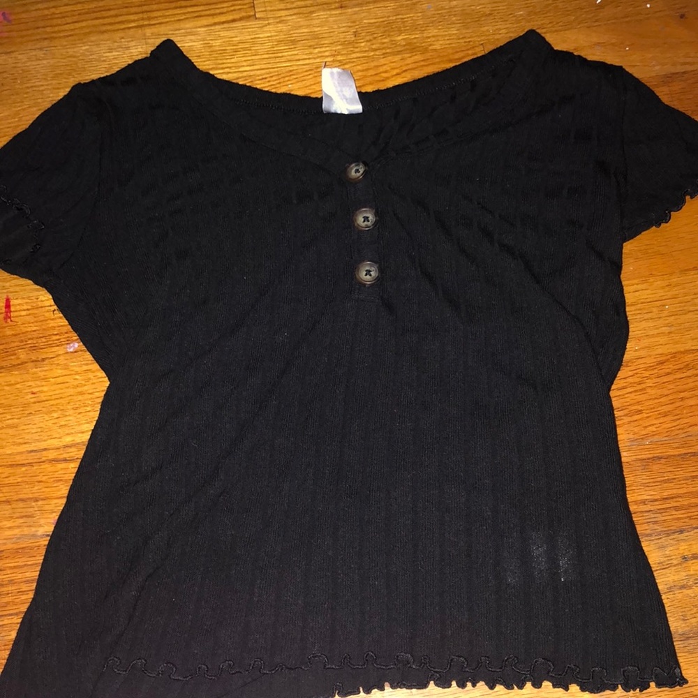 Black crop top